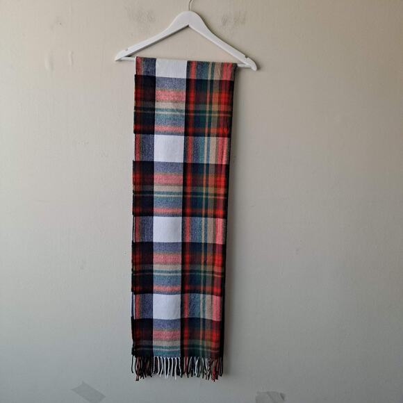 J. Crew Red Green & Beige Plaid Rectangular Scarf with Fringes - Size 25" x 77" - Picture 10 of 16